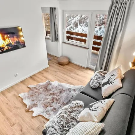 Magnifique Renove Avec Vue Montagne Daire